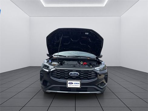 Used 2025 Ford Escape ST-Line w/ Cold Weather Package image 21