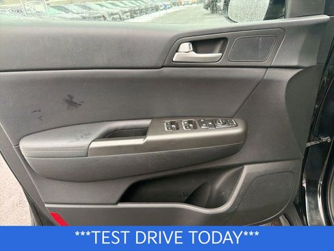 Certified 2022 Kia Sportage Nightfall Edition image 10