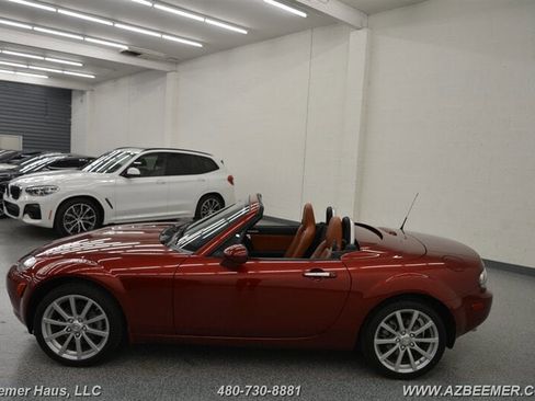 Used 2008 MAZDA MX-5 Miata Grand Touring w/ Premium Pkg image 5