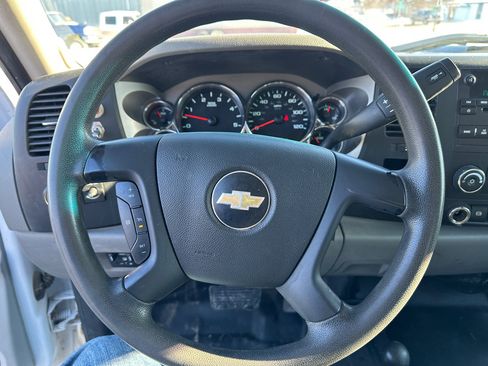 Used 2011 Chevrolet Silverado 3500 W/T image 11