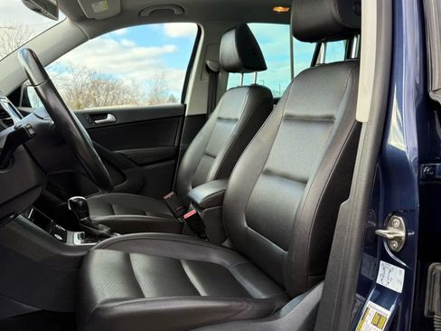 Used 2016 Volkswagen Tiguan SE AWD/4WD image 10