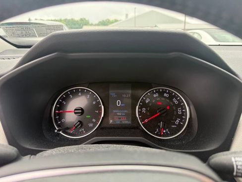 Used 2022 Toyota RAV4 XLE Premium AWD/4WD image 10