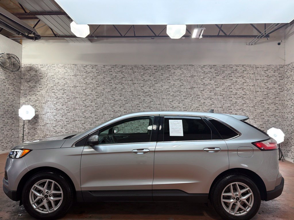 Used 2024 Ford Edge SEL AWD/4WD image 4