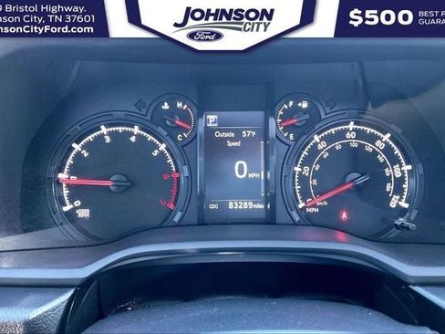 Used 2022 Toyota 4Runner SR5 Premium w/ Moonroof Package AWD/4WD image 17