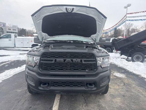 New 2024 RAM 5500 Tradesman AWD/4WD image 54