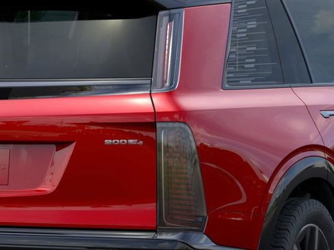 New 2026 Cadillac Vistiq Sport image 17