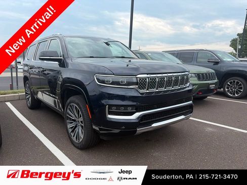 Used 2025 Jeep Grand Wagoneer 4WD image 1