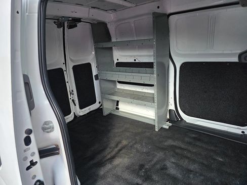 Used 2017 Nissan NV200 SV w/ Technology Package image 15