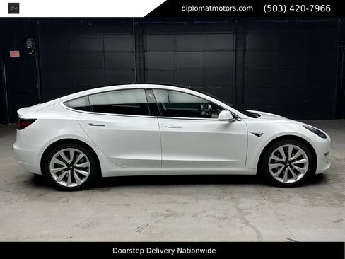 Used 2018 Tesla Model 3 Long Range image 7