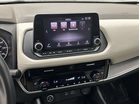 Used 2023 Nissan Rogue SV w/ SV Premium Package AWD/4WD image 13