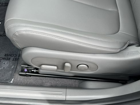 Certified 2026 Hyundai Ioniq 5 SEL RWD image 17