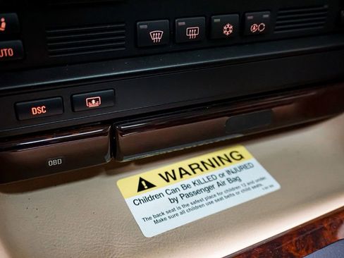 Used 1999 BMW 740iL image 21