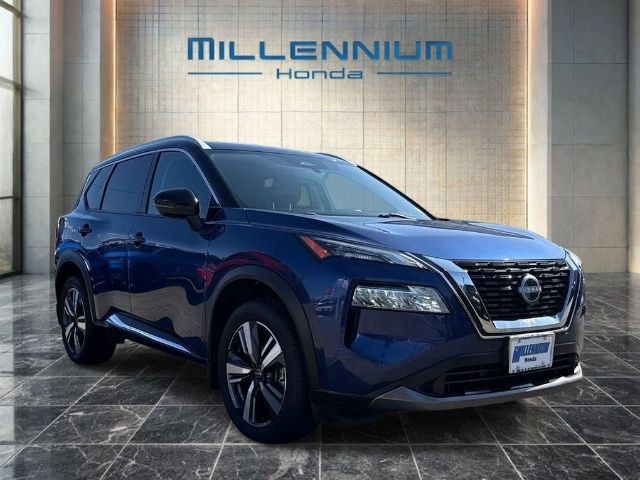 Used 2023 Nissan Rogue SL AWD/4WD image 7