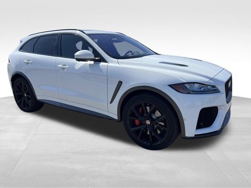 Used 2020 Jaguar F-PACE SVR AWD/4WD image 3