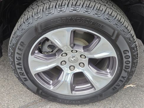 Used 2022 RAM 1500 Big Horn RWD image 9