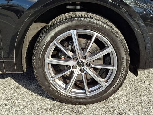 Used 2022 Audi SQ5 Premium Plus w/ Premium Plus Package image 9