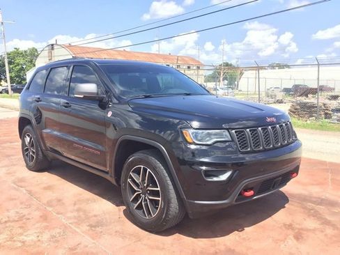 Used 2019 Jeep Grand Cherokee Trailhawk w/ Trailhawk Luxury Group image 7