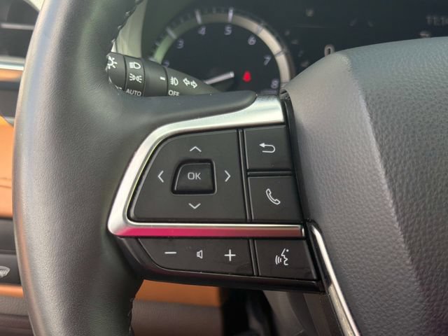 Used 2020 Toyota Highlander Platinum AWD/4WD image 24