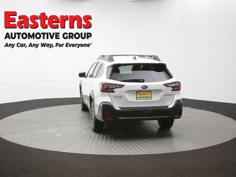 Used 2023 Subaru Outback Premium AWD/4WD image 36