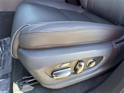 New 2025 Lexus LX 700h Overtrail image 19