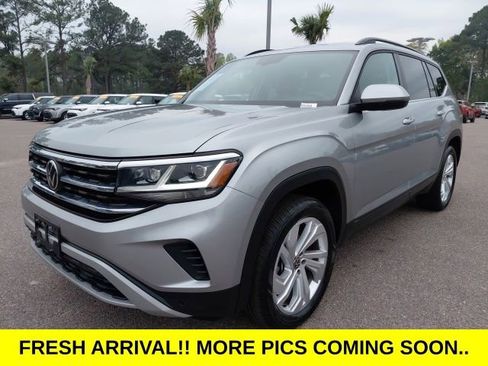 Used 2023 Volkswagen Atlas SE image 1