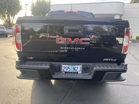 Used 2022 GMC Canyon AT4 image 4