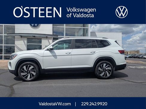 New 2026 Volkswagen Atlas SEL AWD/4WD image 1