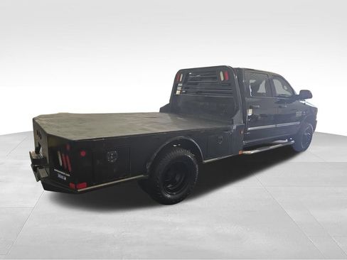 Used 2016 RAM 3500 Tradesman w/ Chrome Appearance Group AWD/4WD image 5