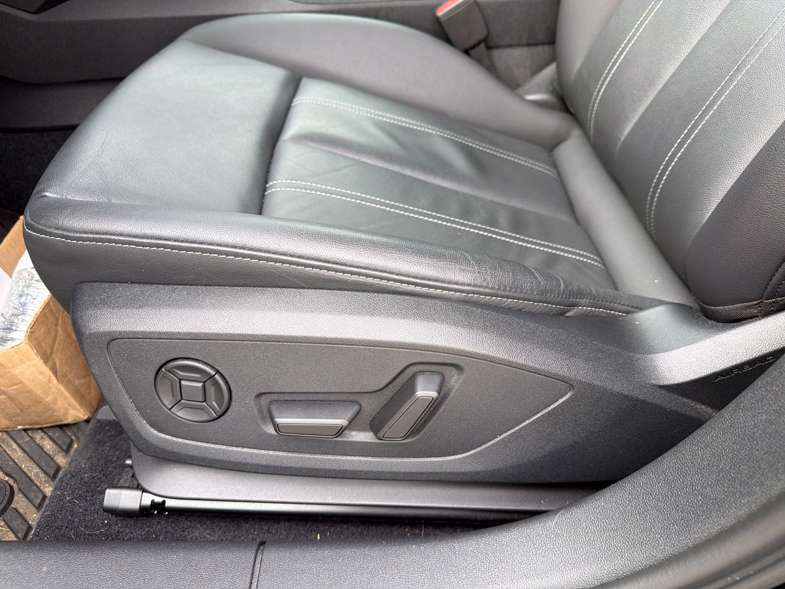 Used 2023 Audi A3 2.0T Premium w/ Convenience Package FWD image 25