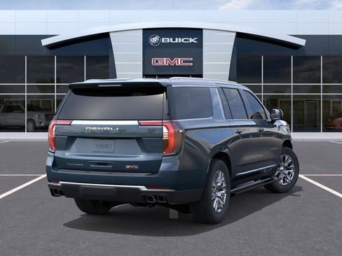 New 2026 GMC Yukon XL Denali w/ Sun & Power Step Package image 4