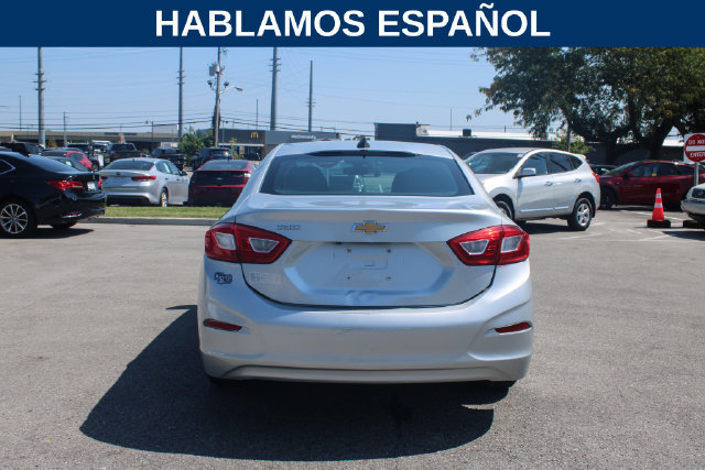 Used 2016 Chevrolet Cruze LS FWD image 4