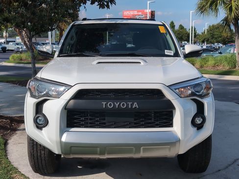 Used 2023 Toyota 4Runner TRD Off-Road Premium w/ Moonroof Package AWD/4WD image 3