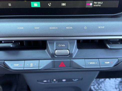 Used 2024 Kia EV9 Light Long Range image 28