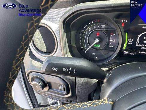 Used 2024 Jeep Wrangler Unlimited AWD/4WD image 24