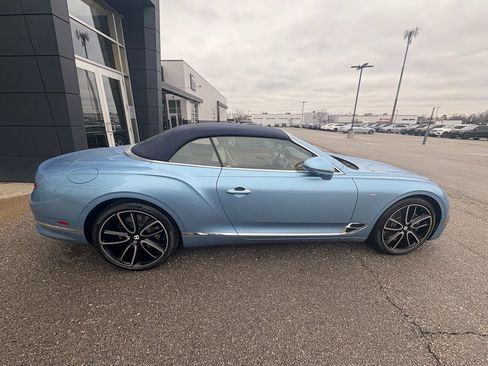 Used 2020 Bentley Continental GT image 13