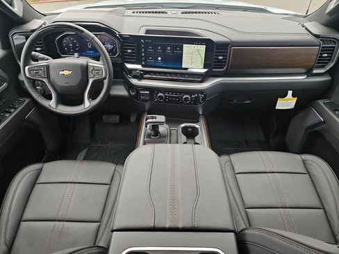 New 2026 Chevrolet Silverado 1500 High Country AWD/4WD image 18