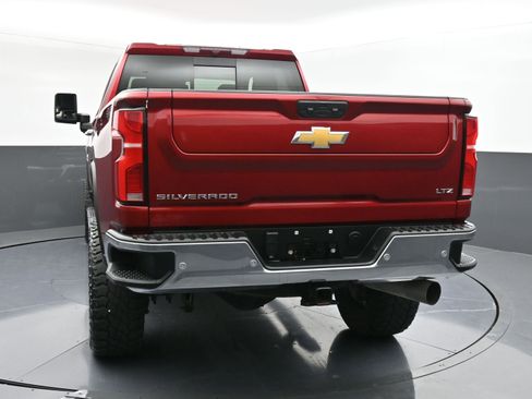 Used 2024 Chevrolet Silverado 2500 LTZ w/ LTZ Texas Edition image 7