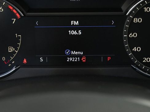 Used 2021 Cadillac XT4 Luxury image 23