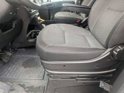 Used 2024 RAM ProMaster 2500 FWD image 12