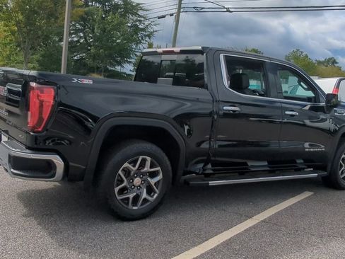 Certified 2023 GMC Sierra 1500 SLT w/ SLT Premium Package image 8