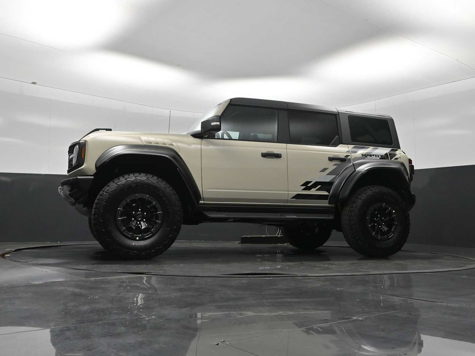New 2026 Ford Bronco Raptor AWD/4WD image 30