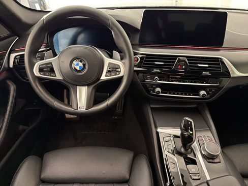 Used 2021 BMW 540i w/ M Sport Package RWD image 30