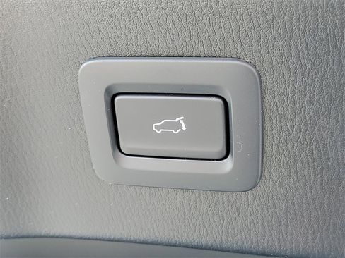 Used 2025 MAZDA CX-5 Signature image 10