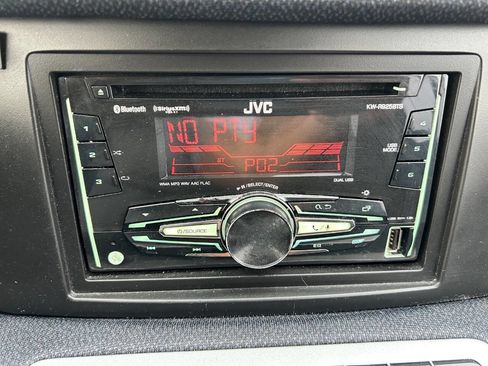 Used 2015 smart fortwo pure image 19