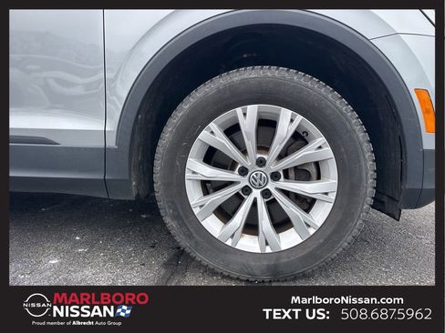 Used 2020 Volkswagen Tiguan S image 10