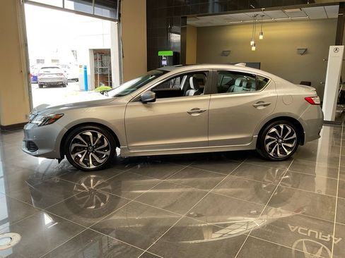 Certified 2018 Acura ILX w/ Special Edition Package FWD image 4