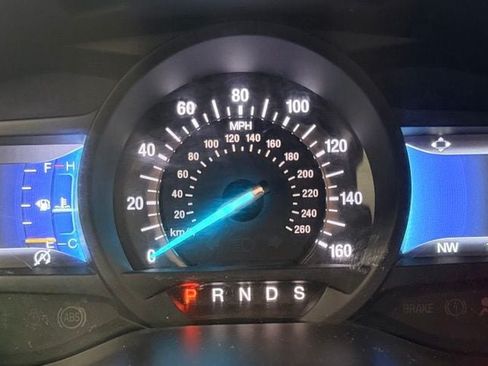 Used 2023 Ford Edge Titanium AWD/4WD image 13