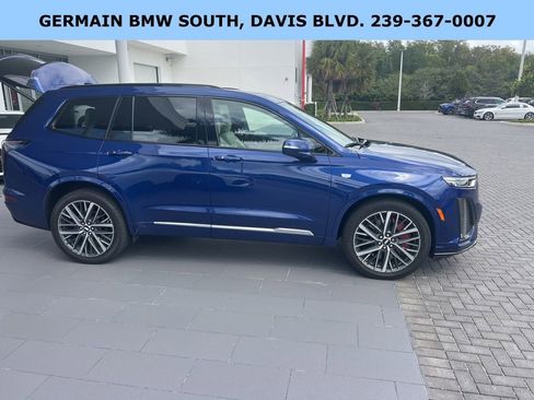 Used 2023 Cadillac XT6 Sport image 4