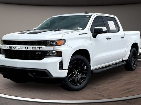 Used 2022 Chevrolet Silverado 1500 Custom w/ Rally Edition RWD image 3