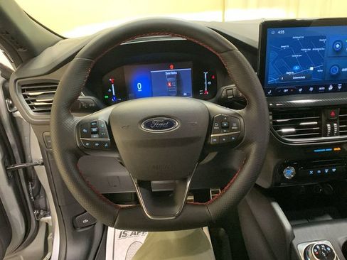 Used 2024 Ford Escape ST-Line w/ Tech Pack #1 AWD/4WD image 29